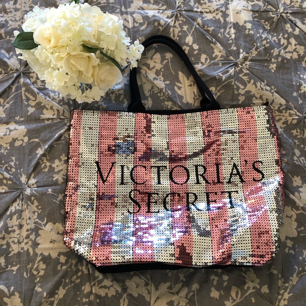 Victoria’s Secret sequin tote bag 💖 new no tags